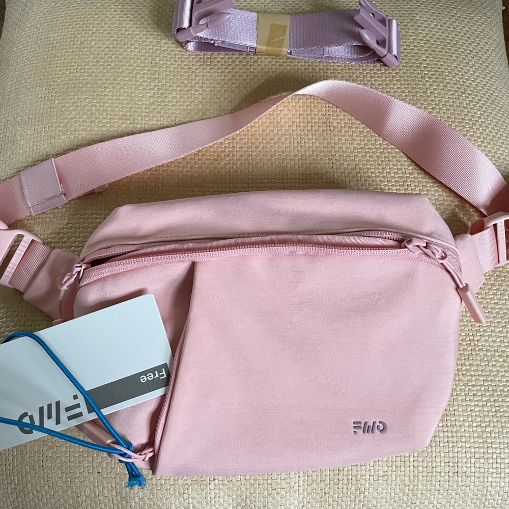 FWD Soft Pink Crossbody Bag - 1L